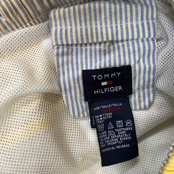 Tommy hilfigire shorts - Picture 3 of 4